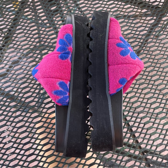 Rocket Dog | Breeze Hot Pink Slide Sandal Groovy Floral Terrycloth - Picture 5 of 8